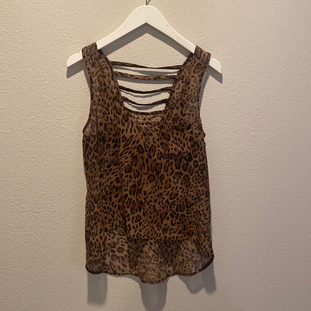 Leopard Tank Small high‎ low ladder detail on back